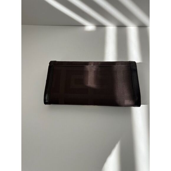 Vintage GIVENCHY All-over print nylon brown wallet - Picture 2 of 3